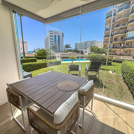 Erisa Carihuela Torremolinos