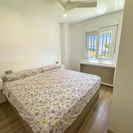 Erisa Carihuela Torremolinos