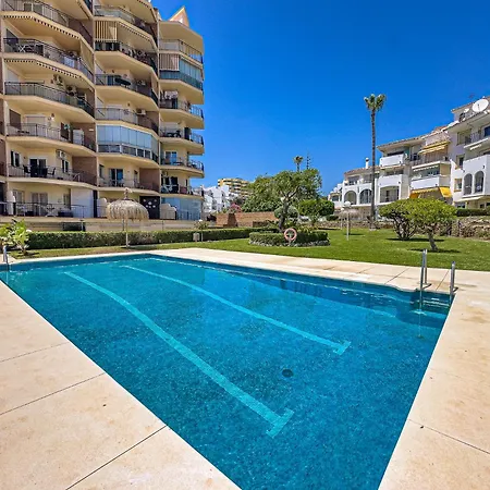 Erisa Carihuela Torremolinos